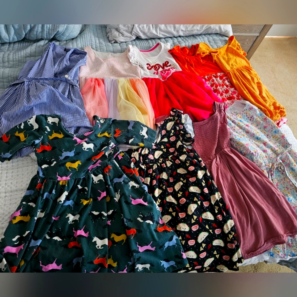Lot of 9 size 8 dresses
